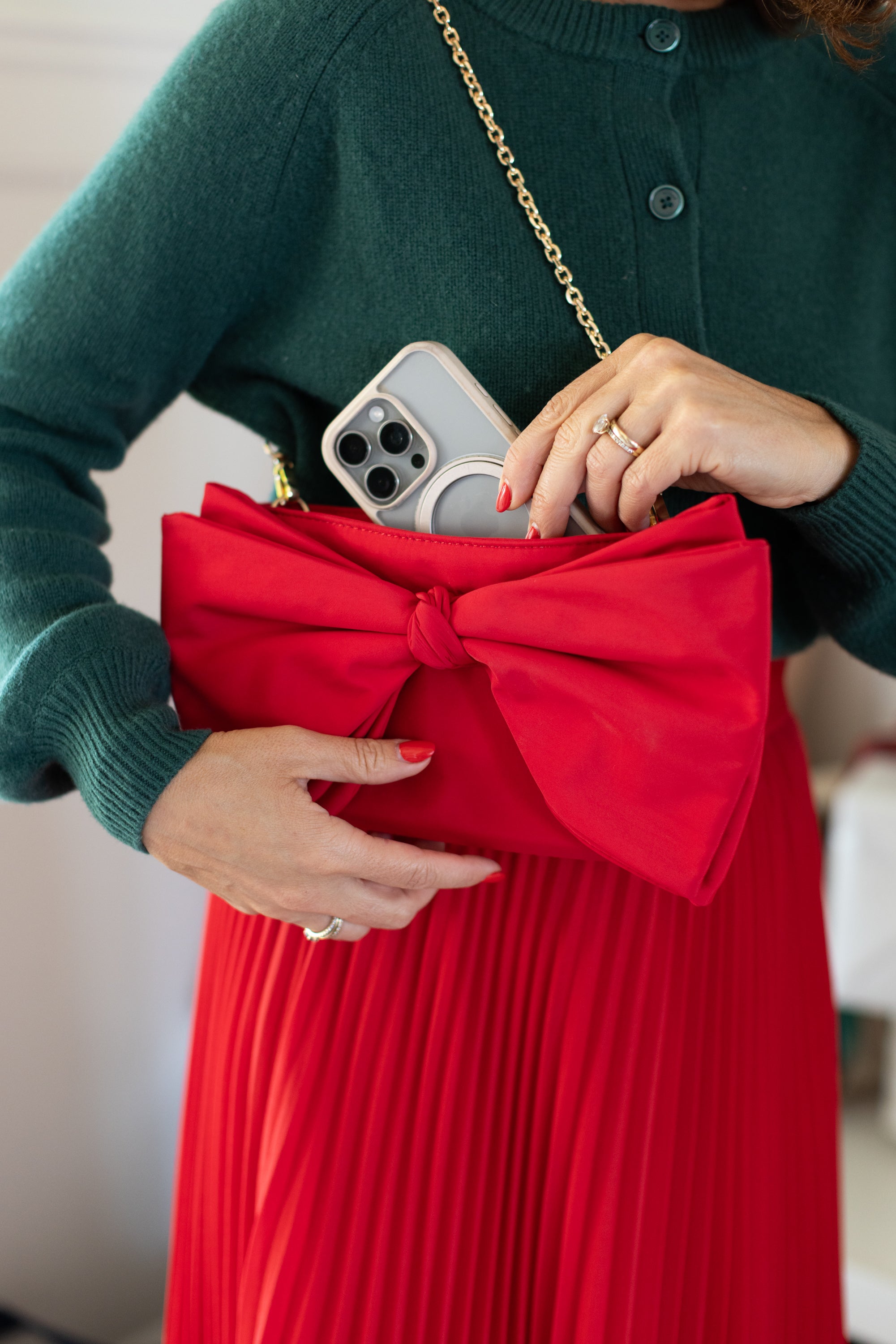 ela x Jillian Harris - Bow Clutch - Red