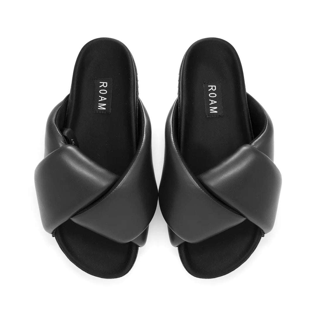 ROAM slides - size 9 (used in photoshoot)