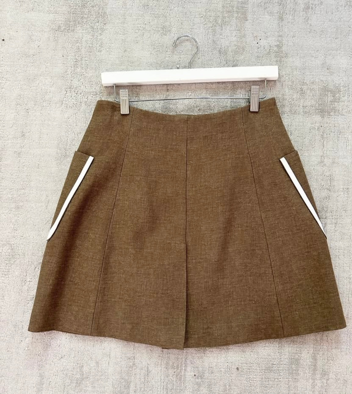 FENDI LINEN SKIRT WITH LOGO BUTTONS - SIZE 44 (FIT LIKE SIZE M)- Campaign Shoot