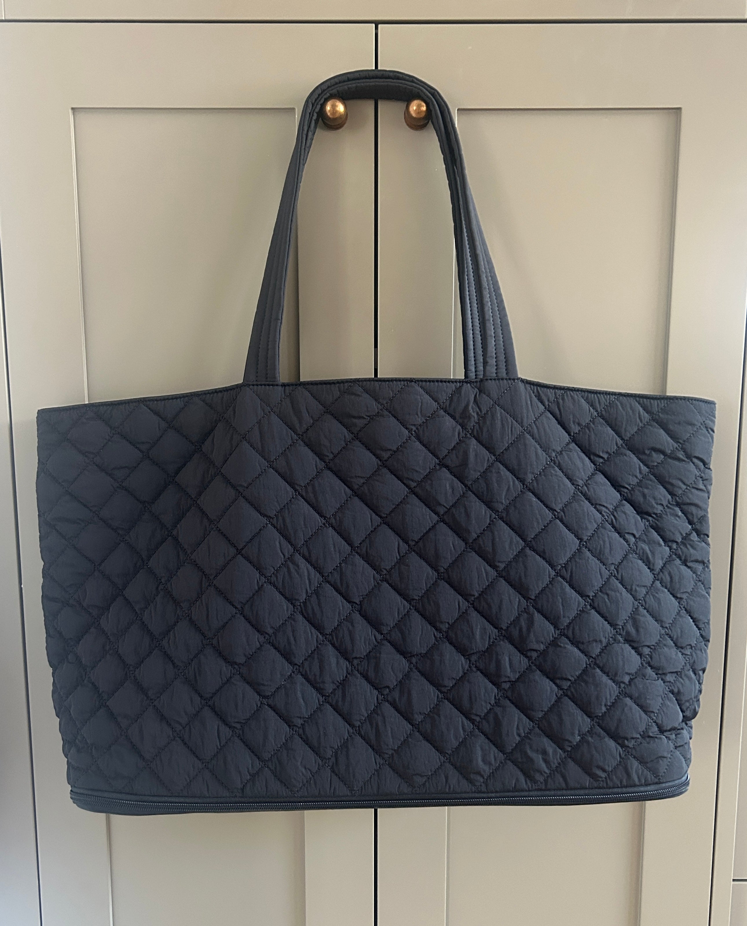 Quilted Tote - Black (showroom sample)