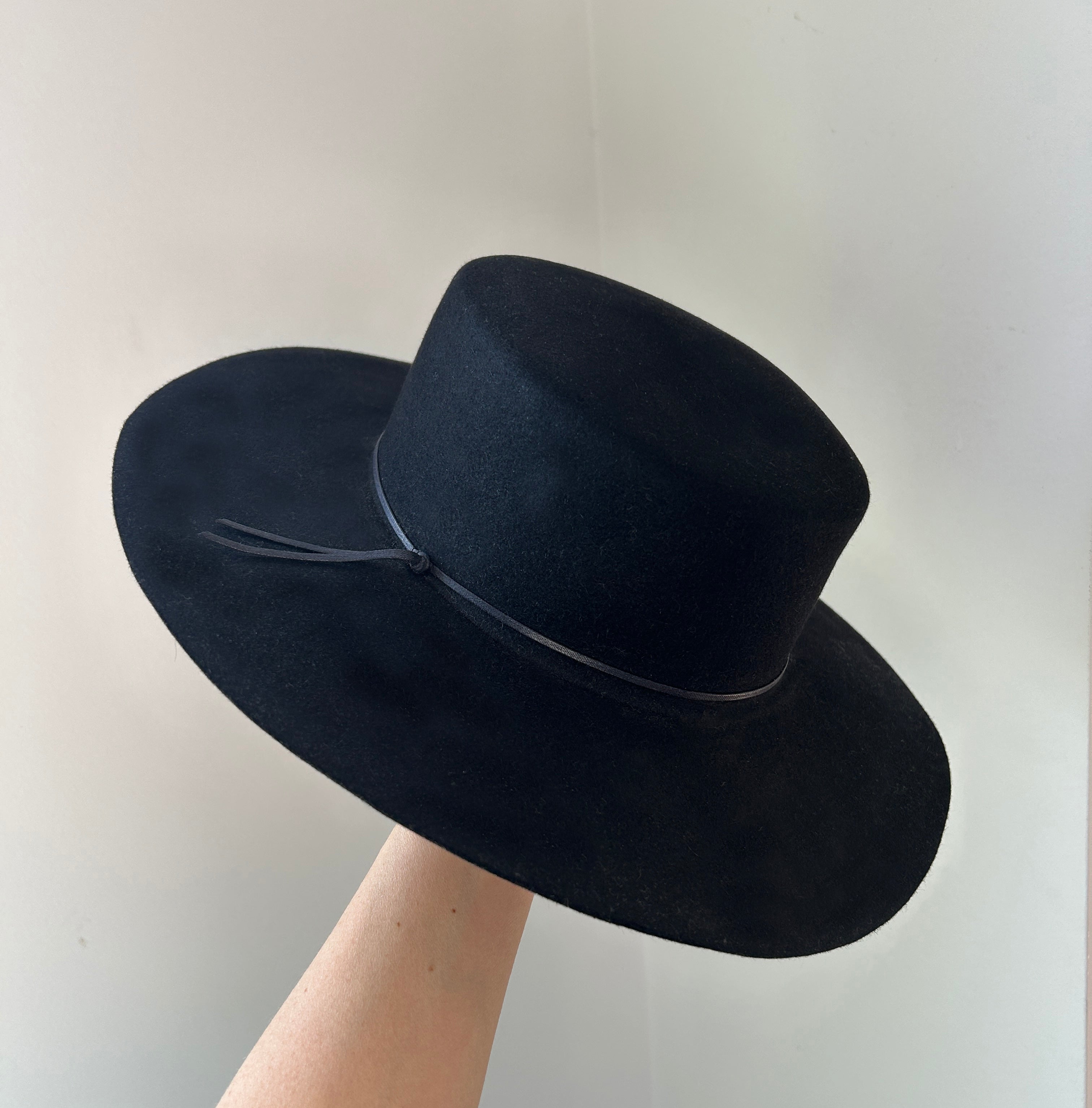 Reinhard Plank Hat - Black - Campaign Shoot Accessories