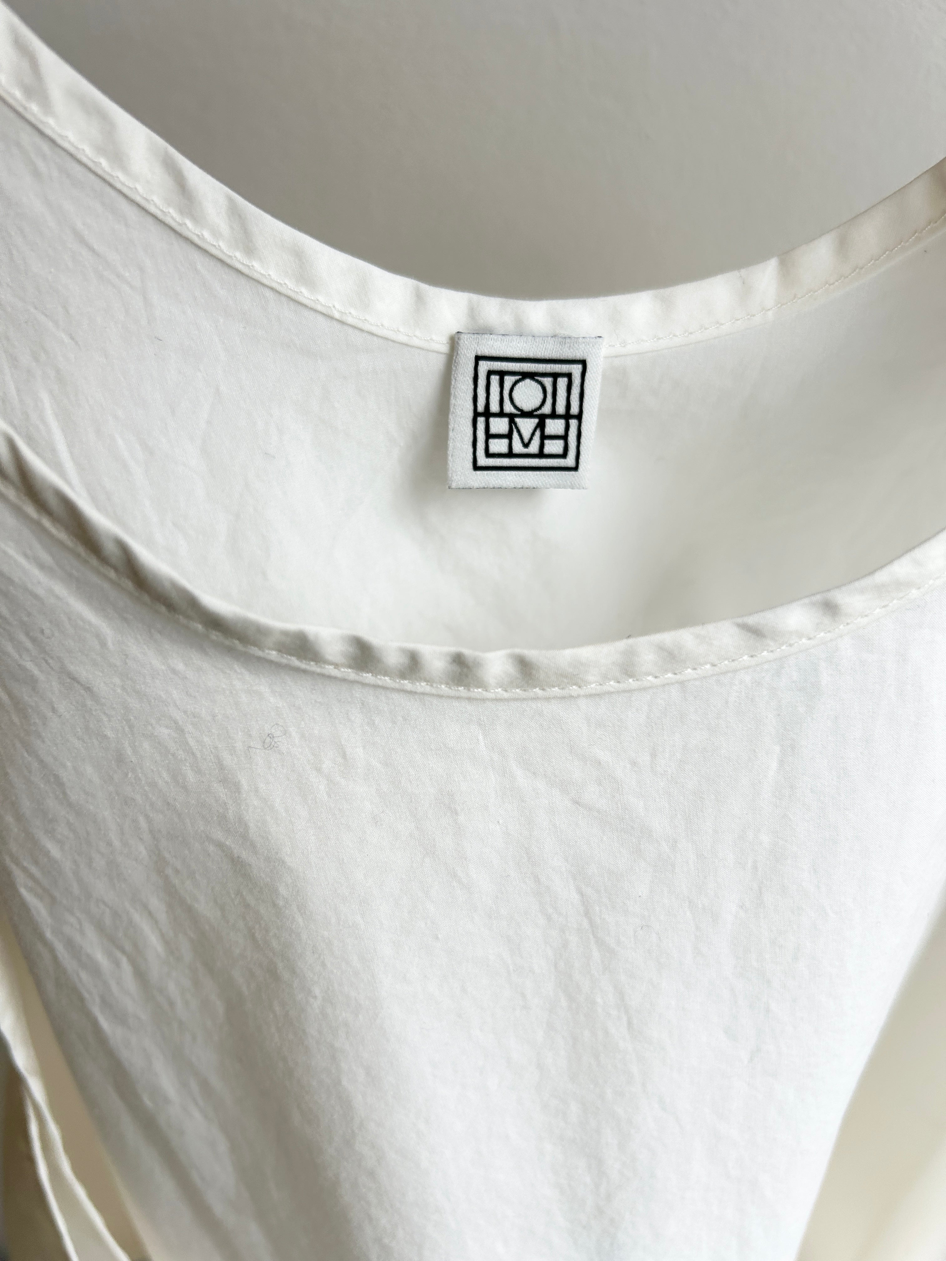 TOTÊME Cotton Drop T-Shirt - White - Campaign Shoot Clothing