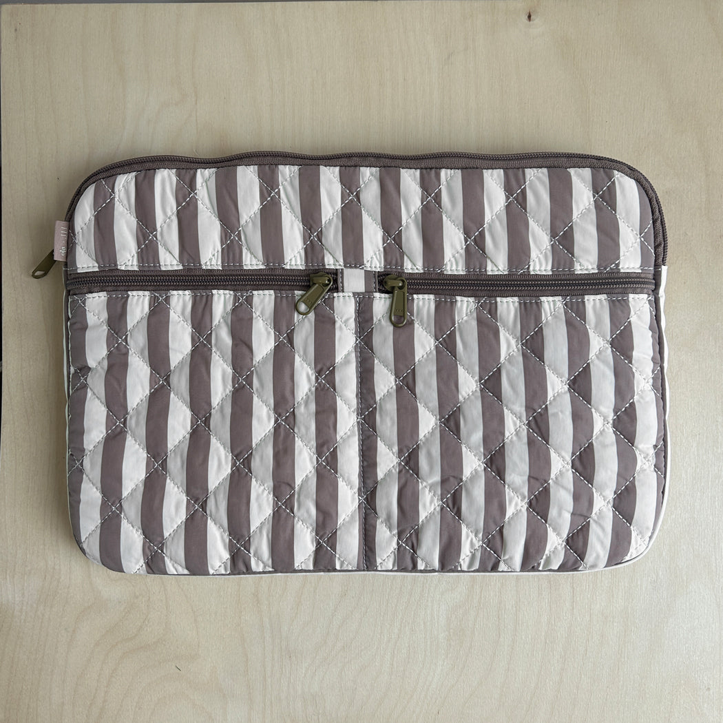 Quilted laptop sleeve - stripe 13"