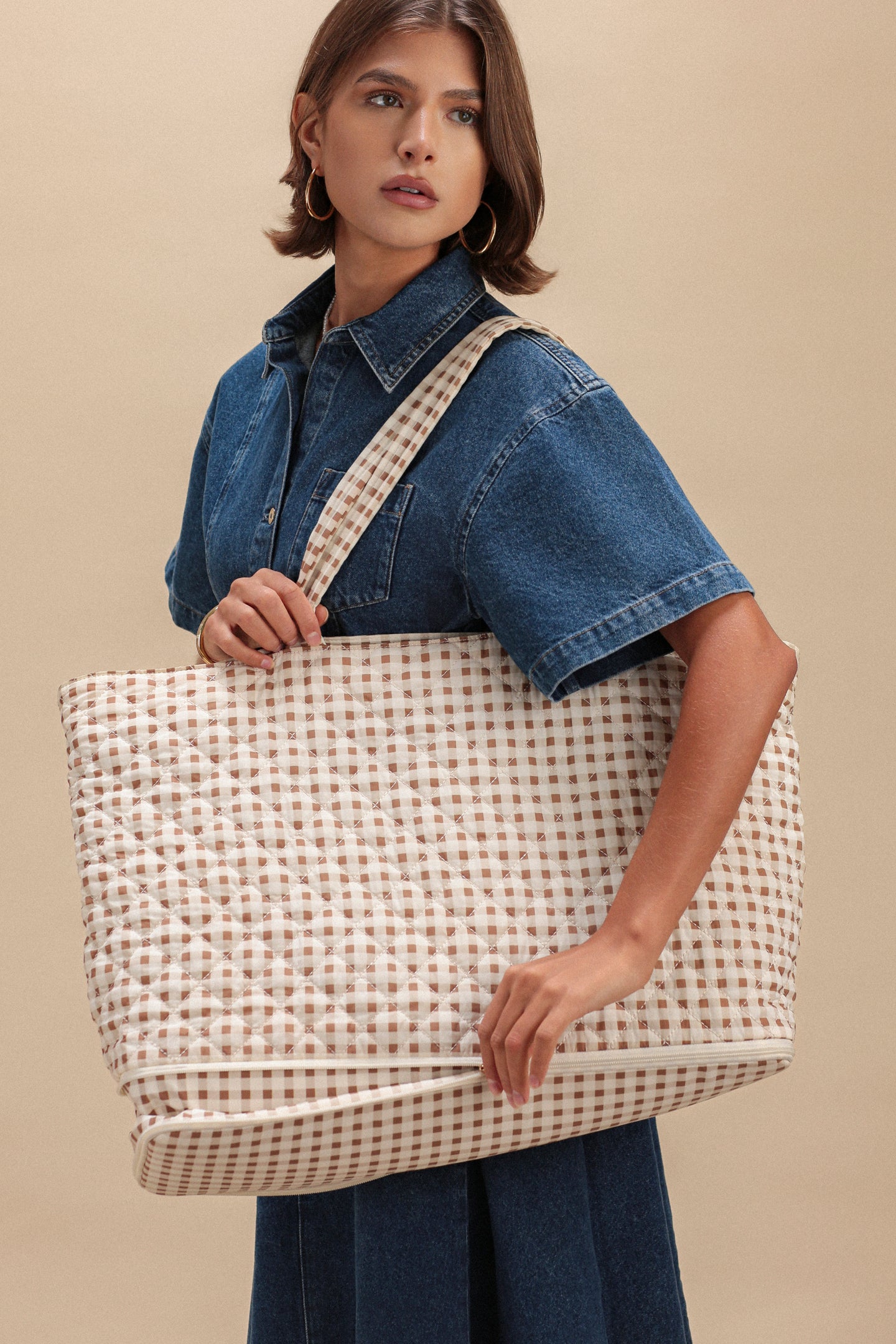 Quilted Expandable Tote – Gingham Print