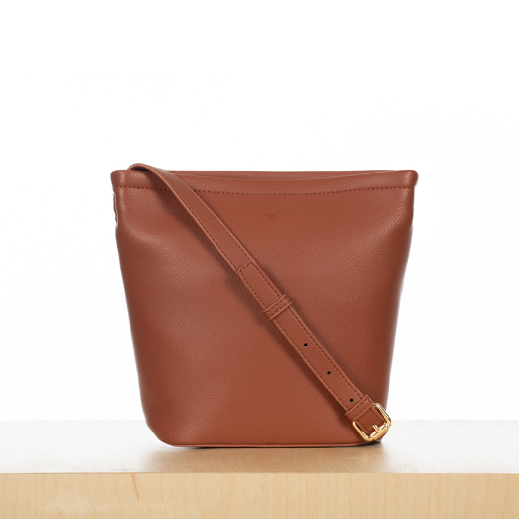 Mini Mia Bucket Bag - Walnut Pebble