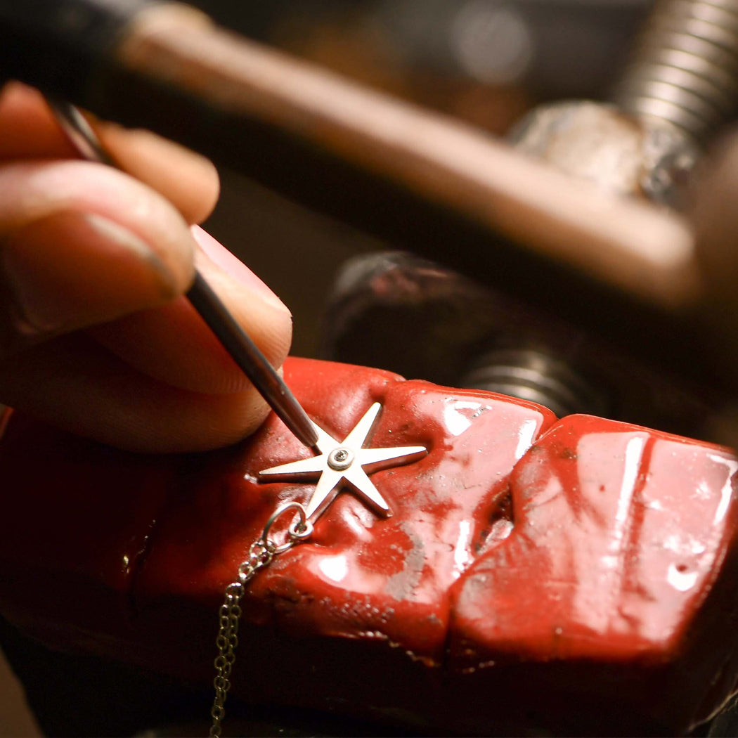 ela x Vanessa Giuliani ~ Custom Star Charm