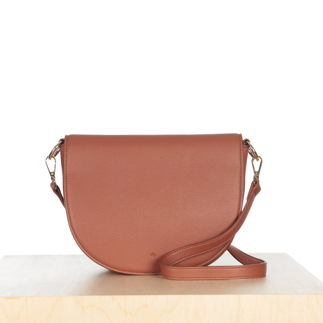 Saddle Bag - Walnut Pebble (Gold Hardware)