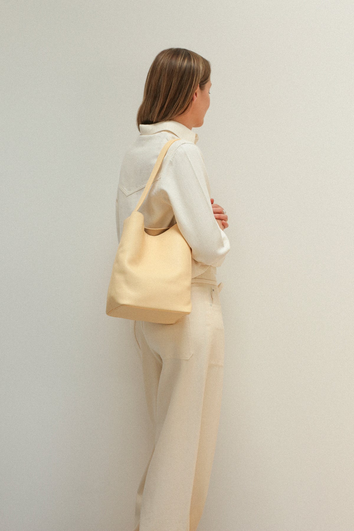 Bucket Bag with pouch – Butter - sample
