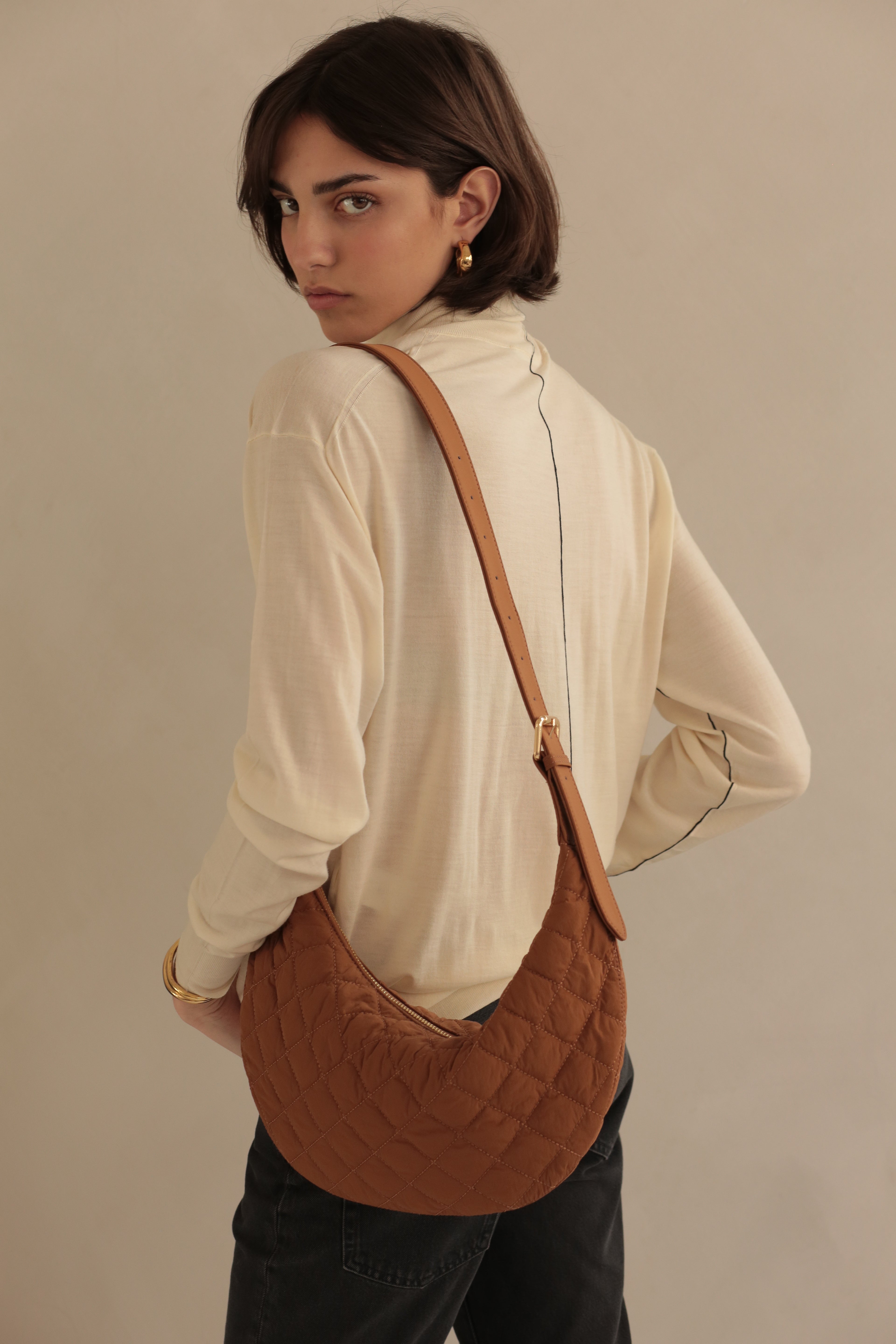 CELINE CREAM LONG SLEEVE TURTLENECK - SIZE M - Campaign Shoot