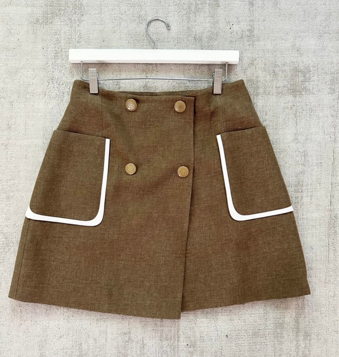 FENDI LINEN SKIRT WITH LOGO BUTTONS - SIZE 44 (FIT LIKE SIZE M)- Campaign Shoot