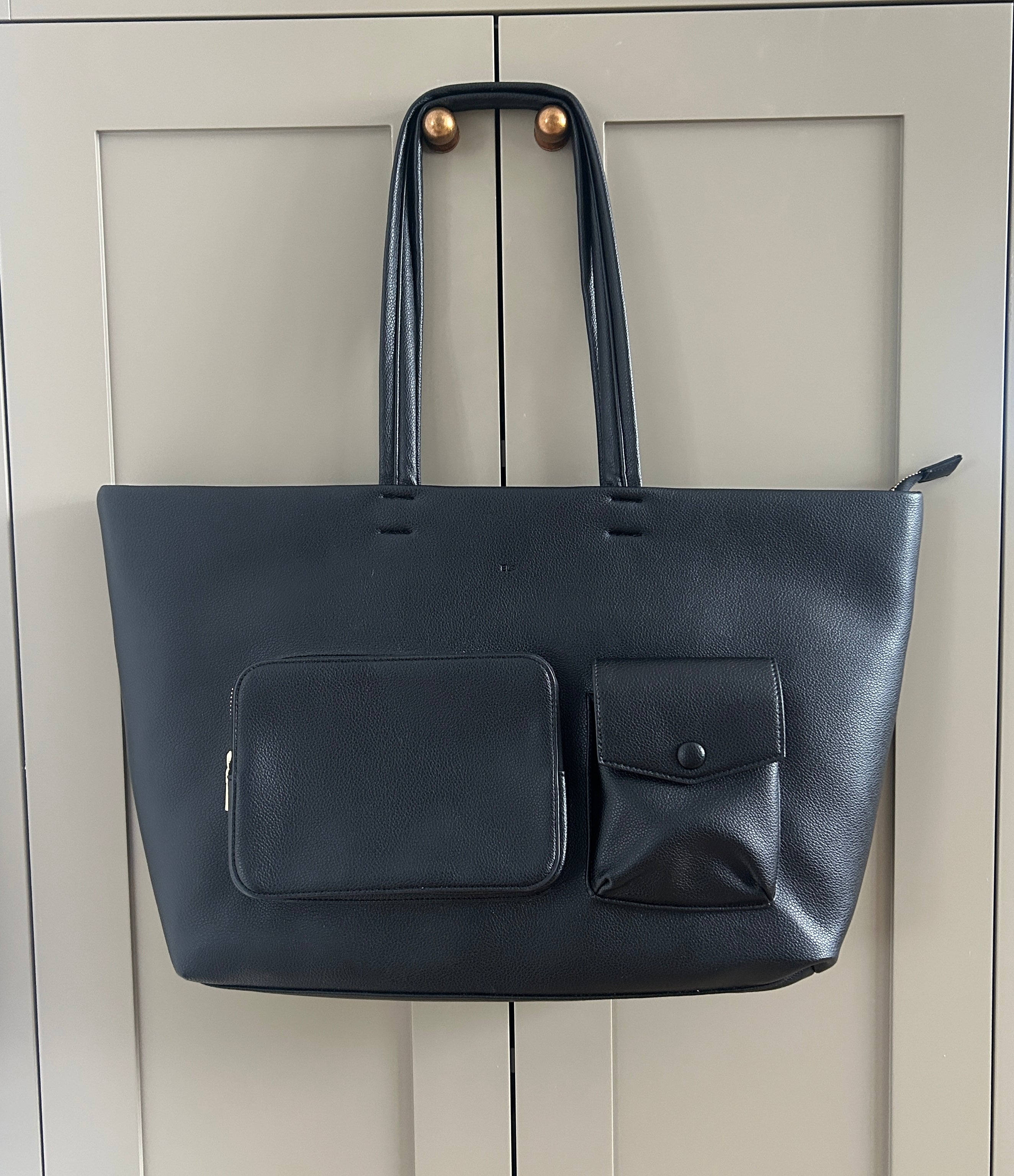 Pocket Tote  - Black (showroom sample)