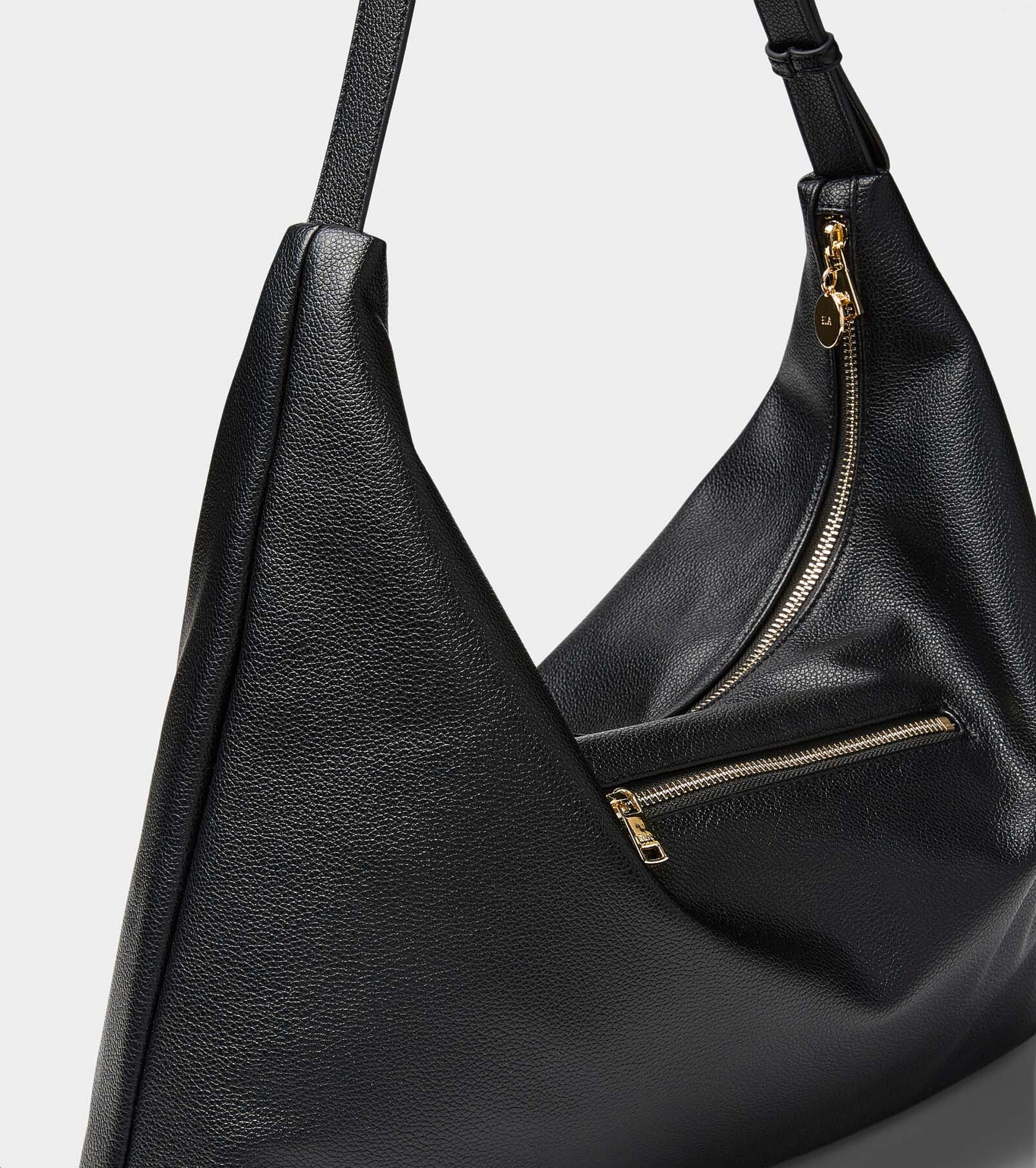 Triangle Bag – Black Pebble