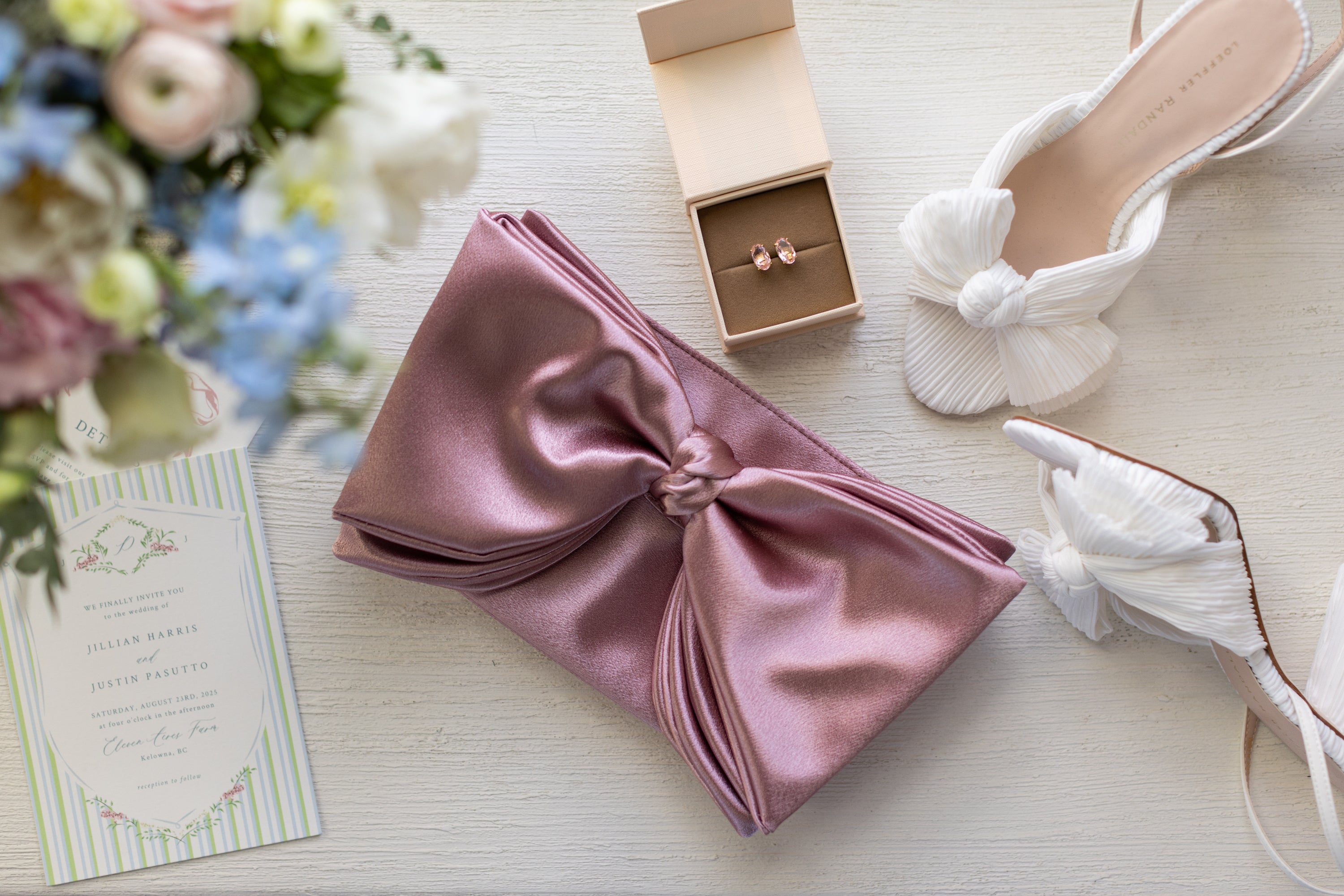 ela x Jillian Harris - Bow Clutch - Pink