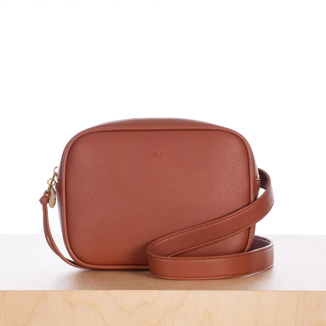 Belt Bag – Walnut Pebble with Gold Hardware