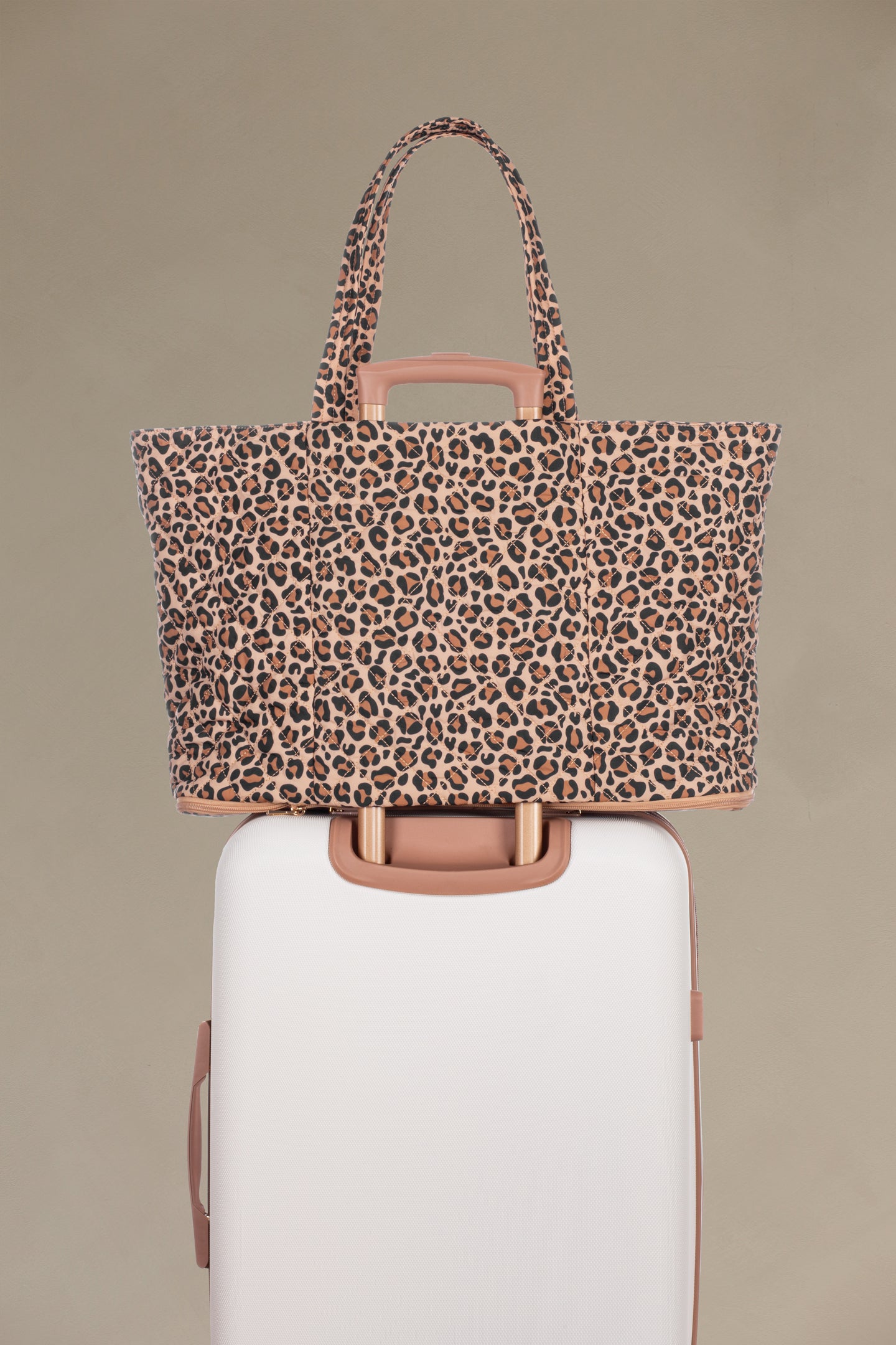 Quilted Expandable Tote –  Leopard Print