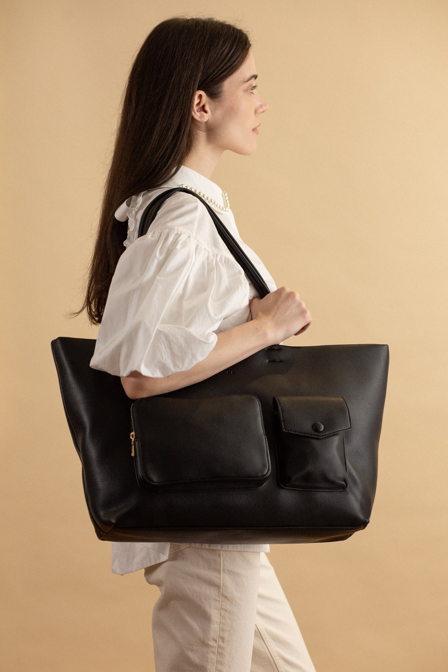 Pocket Tote – Black Pebble