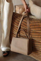 Lady Bag – Cappuccino Pebble with Zipper Closure