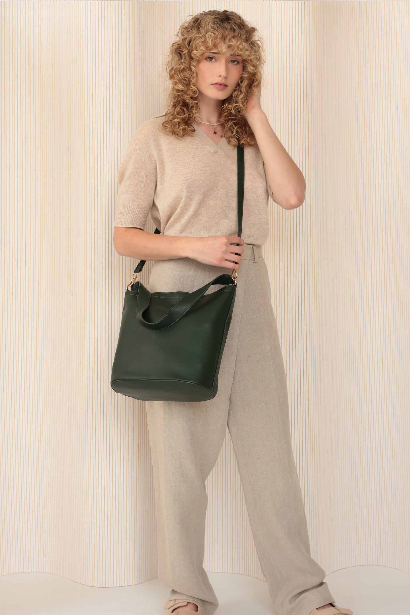 Green leather 2024 bucket bag