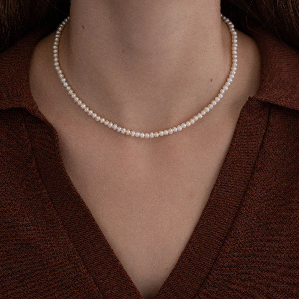 Flow Hook Fresh Water Seed Pearl Necklace